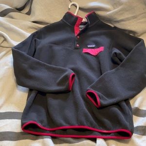 Patagonia fleece Sweater grey and pink
